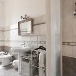 Casa Via Cesena Рим