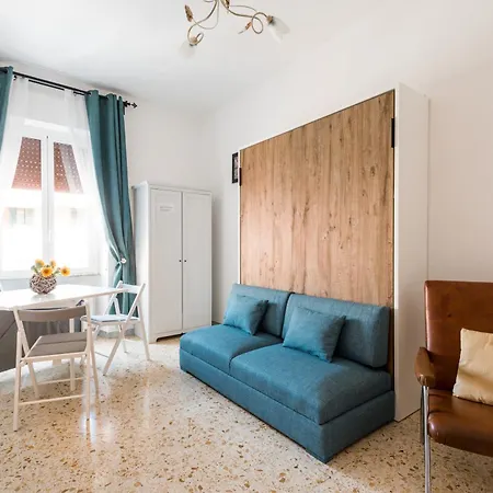 Casa Via Cesena Apartman *