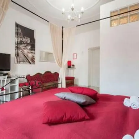Casa Via Cesena Rom