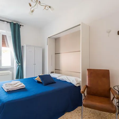 公寓 Casa Via Cesena