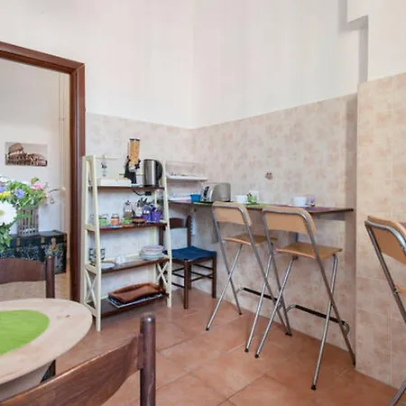 Apartment Casa Via Cesena Rom