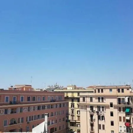 Casa Via Cesena 公寓 *