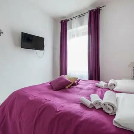 Apartment Casa Via Cesena Rom